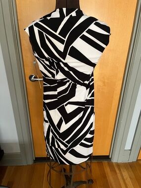 Muse Black and White Print Mini Dress